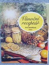 Brožované kuchařky 35 ks, i jednotlivě - 9