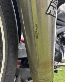 Triumph Speed Triple 1050 - 9