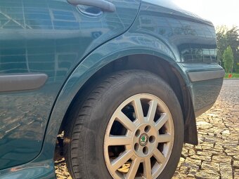 Škoda Octavia 1.8t 110 kw AGU - 9