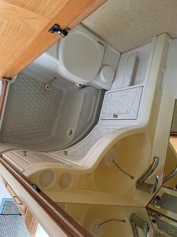Hobby Prestige 540, 4 osoby, odděl.postele, klima,pojezd - 9