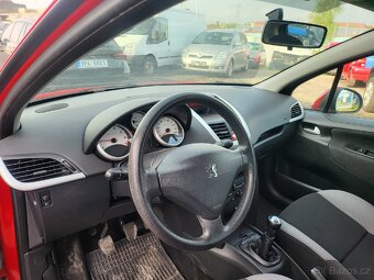 Peugeot 207
Trenndy,1.4i,54kw,rok 2008 - 9