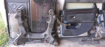 Audi8 před fejstlift NÁHRADNÍ DÍLY - 9