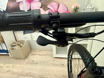 SPECIALIZED EPIC EXPERT 2025 (NOVÉ, NEPOUŽITÉ KOLO) - 9