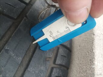 MERCEDES Kompletní 4 x pneu diskem vyvážené - 9
