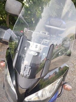 Suzuki DL 650 V-Strom - 9