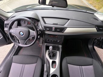 BMW X1 2,0i sDRIVE - 9