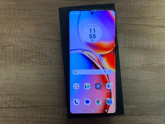 Motorola Edge 40 Pro 256 gb - 9
