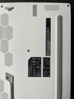 Herní notebook MSI Stealth 15M - 9