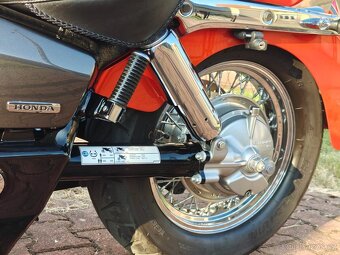Honda VT 750 Shadow - 9