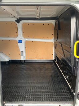 Ford Transit Custom 2.0TDCi L2H1 KLIMA odp.DPH - 9