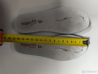 Dívčí celoroční boty zn. Superfit vel. 26 obuv - 9
