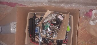 Rc auto a spousta dílů - 9