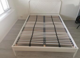 IKEA kovová postel 160 cm včetně roštu - 9