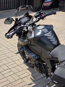 Yamaha MT-10 Tourer Edition, původ ČR, servisní knížka - 9