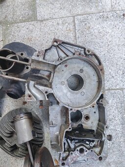 ČZ díly motoru 450 - 9