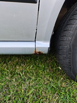 Škoda Fabia Sedan 1.2HTP 47kW - 72600km - 9