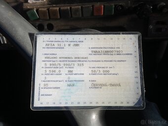 avia,nosič kontejneru,hydraulická ruka ,kontejner - 9