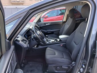 Ford S-Max 2.0 TDCi 110 KM Tažné, 5 Míst - 9