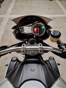 Triumph Triple Speed 1050 - 9
