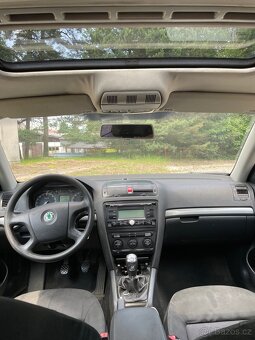 Škoda Octavia 2 2.0 TDI - 9