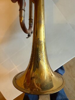 Trumpeta Yamaha YTR 2330 - 9