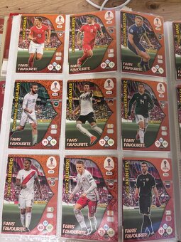 Sběratelské fotbalové kartičky Panini - 9