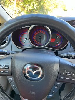 Mazda cx7 2.2 nafta 127 kw r.v. 2011 - 9