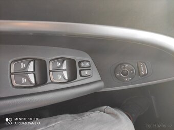 Prodej Hyundai Santa Fe - 9