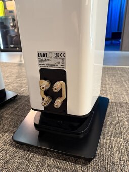 ELAC Vela FS 408 - Bílý lesk - 9