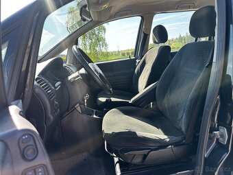 Opel Zafira 1.8 / 7 míst - 9