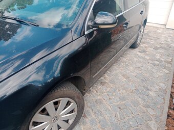 Prodám VW Passat 2.0 TDI 103kw DSG - 9