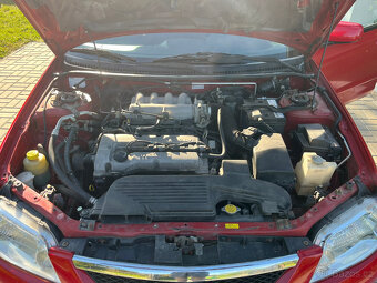 Mazda 323 1.6 2001 - 9