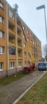 Pracovní plošiny 12/17 a 18metru www.PLOSINA-CHEB.cz - 9