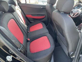 Hyundai i20 1,4 i KLIMA,VÝHŘEV SED. - 9