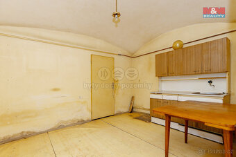 Prodej rodinného domu, 234 m², Skuteč, ul. Palackého náměstí - 9