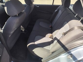 Škoda Fabia kombi 1.4i,50kw.R.V.11/2002.STK 2/2027 - 9