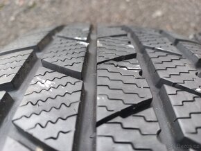 Prodám sadu Orig ALU kol Audi 215/65R16 zimní - 9
