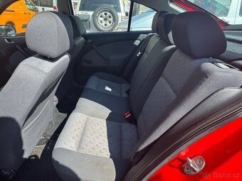 Škoda Octavia, 1.6MPI,TOUR,2009,AC,TEMPOMAT - 9