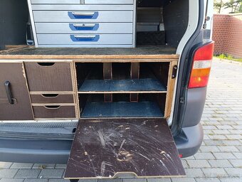 Volkswagen Transporter T5 4x4 6 míst - 9