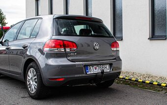 Volkswagen Golf 1.4 59kW M5 MODEL 2010 - 9