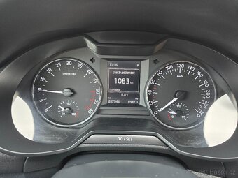 Škoda OCTAVIE III DSG 2.0 TDI 110 kw,rv3/2014 TAŽNÉ NOVÉ ZIM - 9