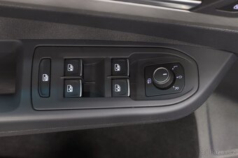VW Golf Comfortline TSI 81kW DSG / 2 roky plná záruka v ceně - 9