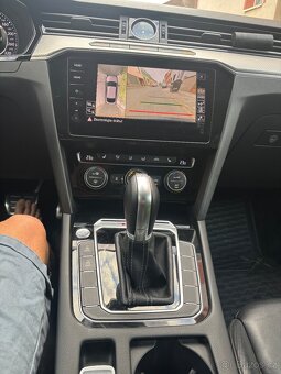 Arteon 176kw top stav - 9