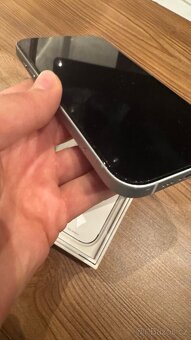 iPhone 15 128gb modrý - 9