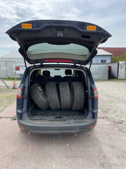 Ford S-Max - 9