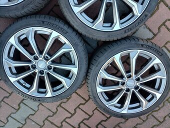 Originál ALU kola Hyundai i30 R18 + letní pneu - 9