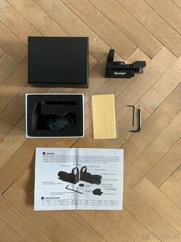 Red dot kolimátor - 20 mm rail - 4 režimy - 2 barvy - 9