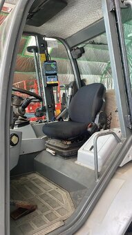 NAKLADAČ WACKER NEUSON KRAMER 850 - 9