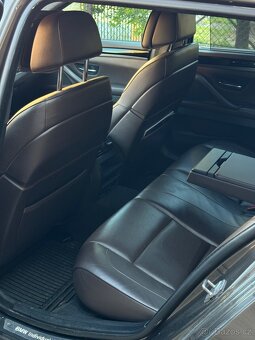 BMW 5 F11 touring 530d 190 kW xDrive Individual - 9