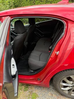 Mazda 3 - 9